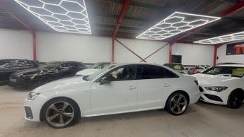 AUDI A4 2.0 TDI 35 Black Edition Saloon 4dr Diesel S Tronic Euro 6 (s/s)