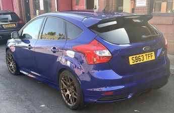 Ford Focus 2.0T EcoBoost ST-3 Hatchback 5dr Petrol Manual Euro 5 (s/s) (250