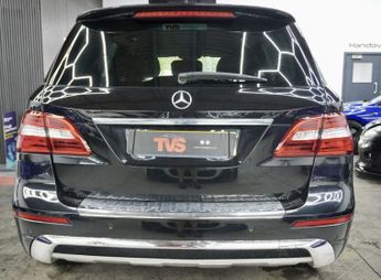 MERCEDES-BENZ M CLASS 3.0 ML350 V6 BlueTEC AMG Sport SUV 5dr Diesel G-Tronic 4WD Euro 