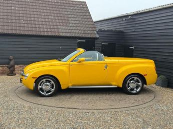 CHEVROLET SSR 6.0 V8 Petrol Convertible