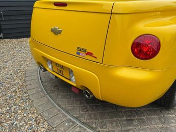 CHEVROLET SSR 6.0 V8 Petrol Convertible