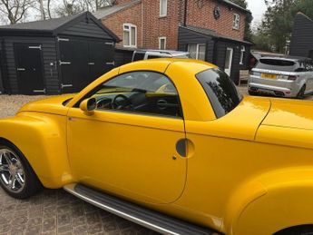 CHEVROLET SSR 6.0 V8 Petrol Convertible