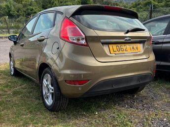 FORD FIESTA 1.6 Zetec Hatchback 5dr Petrol Powershift Euro 5 (105 ps)