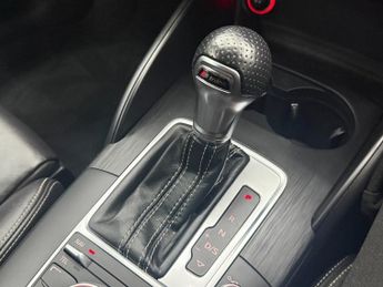 AUDI A3 1.4 TFSI CoD S line Hatchback 3dr Petrol S Tronic Euro 6 (s/s) (