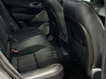 LAND ROVER RANGE ROVER VELAR 2.0 D240 R-Dynamic SE SUV 5dr Diesel Auto 4WD Euro 6 (s/s) (240 