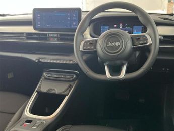 JEEP Avenger 54kWh e-Summit SUV 5dr Electric Auto (156 ps)