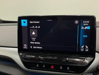 VOLKSWAGEN ID.5 Pro 77kWh Style SUV 5dr Electric Auto (174 ps)