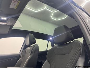 VOLKSWAGEN ID.5 Pro 77kWh Style SUV 5dr Electric Auto (174 ps)