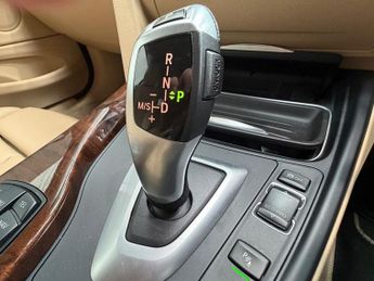 BMW 4 SERIES 3.0 435i Luxury Coupe 2dr Petrol Auto Euro 6 (s/s) (306 ps)