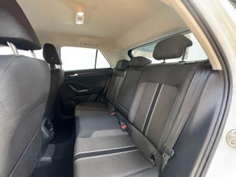 VOLKSWAGEN T-ROC 1.5 TSI GPF EVO SE SUV 5dr Petrol DSG Euro 6 (s/s) (150 ps)