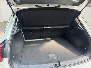 VOLKSWAGEN T-ROC 1.5 TSI GPF EVO SE SUV 5dr Petrol DSG Euro 6 (s/s) (150 ps)