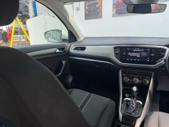 VOLKSWAGEN T-ROC 1.5 TSI GPF EVO SE SUV 5dr Petrol DSG Euro 6 (s/s) (150 ps)