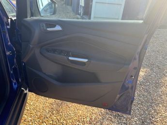 FORD GRAND C-MAX 1.5 TDCi Zetec MPV 5dr Diesel Powershift Euro 6 (s/s) (120 ps)