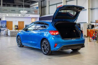 FORD FOCUS 1.0T EcoBoost ST-Line X Hatchback 5dr Petrol Auto Euro 6 (s/s) (