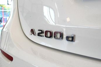 MERCEDES-BENZ A-CLASS 2.0 A200d Sport (Premium) Hatchback 5dr Diesel 8G-DCT Euro 6 (s/