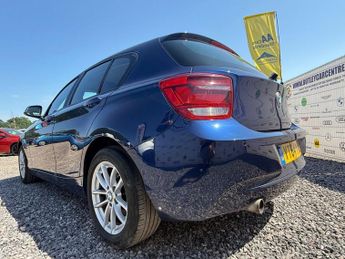 BMW 1 SERIES 2.0 120d BluePerformance SE Hatchback 5dr Diesel Auto Euro 6 (s/