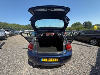 BMW 1 SERIES 2.0 120d BluePerformance SE Hatchback 5dr Diesel Auto Euro 6 (s/