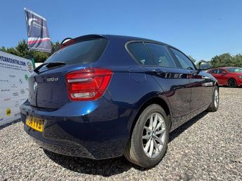 BMW 1 SERIES 2.0 120d BluePerformance SE Hatchback 5dr Diesel Auto Euro 6 (s/