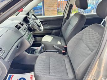 SKODA FABIA 1.2 SE Hatchback 5dr Petrol Manual Euro 5 (69 ps)