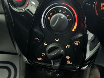 PEUGEOT 108 1.2 PureTech Allure Hatchback 5dr Petrol Manual Euro 6 (82 ps) -