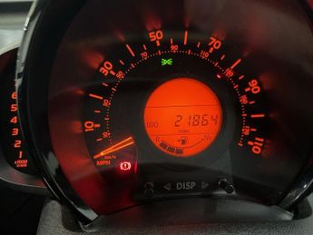 PEUGEOT 108 1.2 PureTech Allure Hatchback 5dr Petrol Manual Euro 6 (82 ps) -