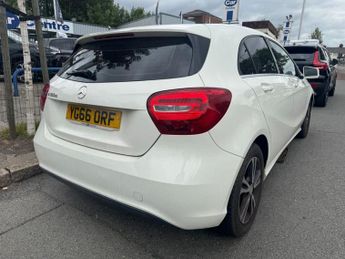 MERCEDES-BENZ A CLASS 1.5 A180d SE Hatchback 5dr Diesel 7G-DCT Euro 6 (s/s) (109 ps)