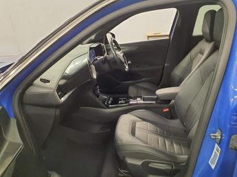 VAUXHALL MOKKA ELECTRIC 50kWh Ultimate SUV 5dr Electric Auto (136 ps)