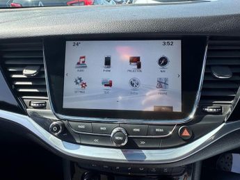 VAUXHALL ASTRA 1.6 CDTi BlueInjection SRi Nav Hatchback 5dr Diesel Manual Euro 
