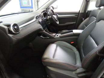MG MG ZS 72.6kWh Trophy Long Range SUV 5dr Electric Auto (156 ps)