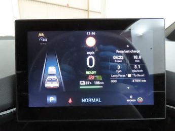 MG MG 4 51kWh SE Hatchback 5dr Electric Auto (170 ps)