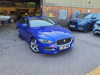 JAGUAR XE 2.0i R-Sport Saloon 4dr Petrol Auto Euro 6 (s/s) (250 ps)