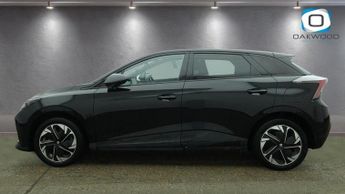 MG MG 4 64kWh Trophy Long Range Hatchback 5dr Electric Auto (203 ps)