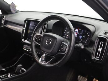 VOLVO XC40 2.0 T4 R-Design SUV 5dr Petrol Auto Euro 6 (s/s) (190 ps)