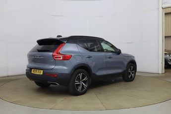 VOLVO XC40 2.0 T4 R-Design SUV 5dr Petrol Auto Euro 6 (s/s) (190 ps)