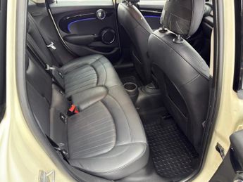 MINI HATCH 2.0 Cooper S Exclusive Hatchback 5dr Petrol Manual Euro 6 (s/s) 
