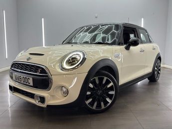 MINI HATCH 2.0 Cooper S Exclusive Hatchback 5dr Petrol Manual Euro 6 (s/s) 