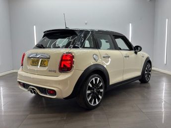 MINI HATCH 2.0 Cooper S Exclusive Hatchback 5dr Petrol Manual Euro 6 (s/s) 