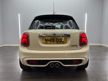MINI HATCH 2.0 Cooper S Exclusive Hatchback 5dr Petrol Manual Euro 6 (s/s) 