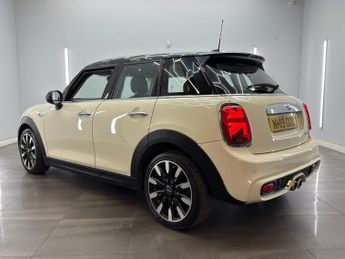 MINI HATCH 2.0 Cooper S Exclusive Hatchback 5dr Petrol Manual Euro 6 (s/s) 