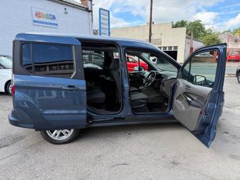 FORD TOURNEO CONNECT 1.5 EcoBlue Titanium MPV 5dr Diesel Auto Euro 6 (s/s) (120 ps)
