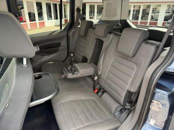FORD TOURNEO CONNECT 1.5 EcoBlue Titanium MPV 5dr Diesel Auto Euro 6 (s/s) (120 ps)