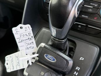 FORD TOURNEO CONNECT 1.5 EcoBlue Titanium MPV 5dr Diesel Auto Euro 6 (s/s) (120 ps)