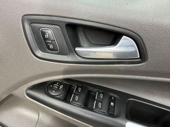 FORD TOURNEO CONNECT 1.5 EcoBlue Titanium MPV 5dr Diesel Auto Euro 6 (s/s) (120 ps)