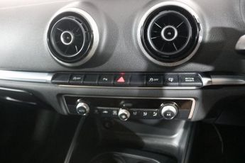 AUDI A3 1.6 TDI Sport Sportback 5dr Diesel S Tronic Euro 5 (s/s) (105 ps