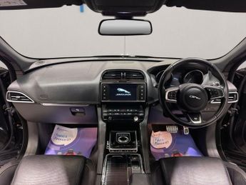 JAGUAR F-PACE 2.0 D180 R-Sport SUV 5dr Diesel Auto AWD Euro 6 (s/s) (180 ps)