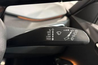 VOLKSWAGEN ID.3 Pro Performance 58kWh Tech Hatchback 5dr Electric Auto (204 ps) 