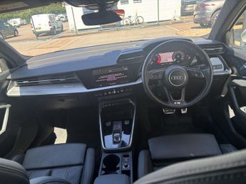 AUDI A3 1.0 TFSI 30 S line Sportback 5dr Petrol S Tronic Euro 6 (s/s) (1