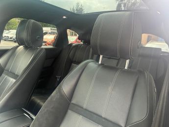 LAND ROVER RANGE ROVER VELAR 2.0 D240 R-Dynamic SE SUV 5dr Diesel Auto 4WD Euro 6 (s/s) (240 