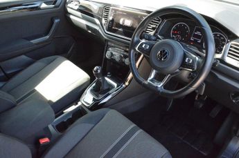 VOLKSWAGEN T-ROC 1.0 TSI Black Edition SUV 5dr Petrol Manual Euro 6 (s/s) (110 ps