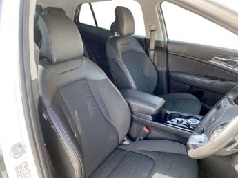 KIA SPORTAGE 1.6 T-GDi MHEV 3 SUV 5dr Petrol Hybrid DCT Euro 6 (s/s) (148 bhp